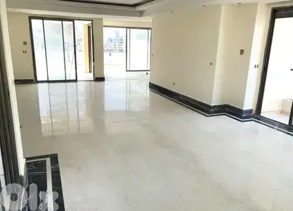 Building for sale in Hamra