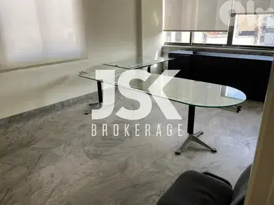 L20681- 190 SQM Office For Rent in Great Location in Hamra, Ras Beirut