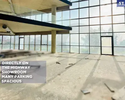 RENT/Showroom/Ghazir/غزير/Private Elevator Access/REF#ST133911 !