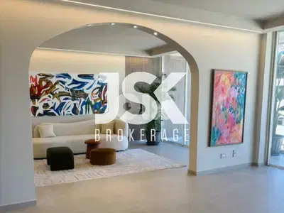 L20699 - Spacious 3-Bedroom Apartment For Sale in Achrafieh, Sassine