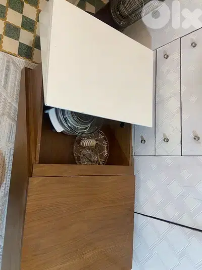 طاولة نص