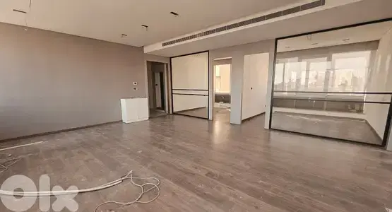 AH-HKL-526 Office for Rent in Verdun – Prime Commercial Building