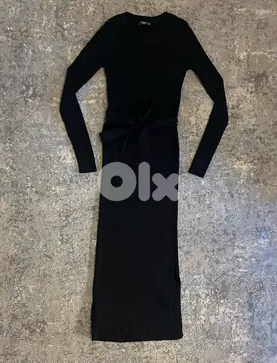 black dress
