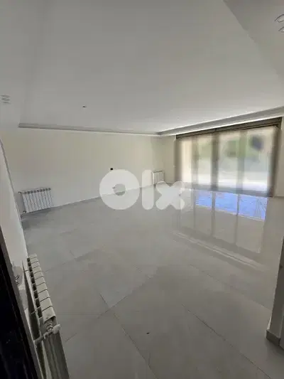 Apartment for sale in baabdat شقة للبيع في بعبدات