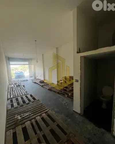 Shop for Sale in Aramoun محل تجاري للبيع في عرمون