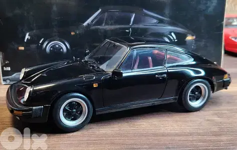 Diecast 1:18 Porsche 911 Carrera By Minichamps