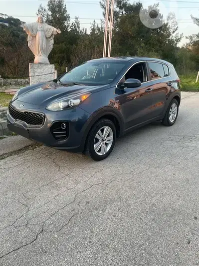 Kia Sportage 2017 Clean Carfax no accident!!
