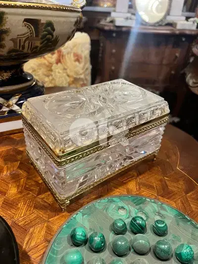 frensh box crystal antique صندوق فرنسي كريستال مميز جداا روعة سعر لقطة