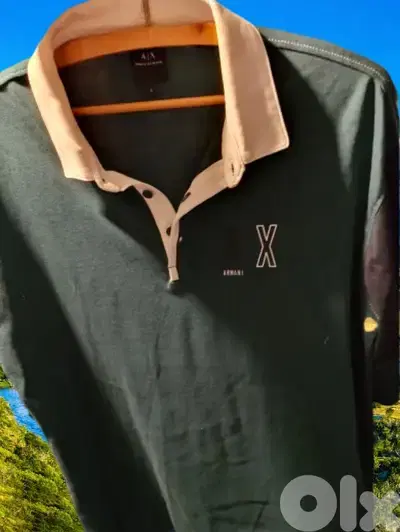 Green T-shirt.