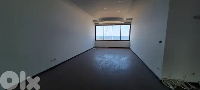 Renovated office with sea view for sale in Zalka