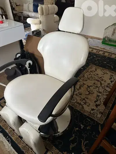 makeup chair