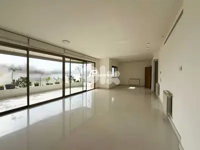 Apartment For Rent In Achrafieh - شقة للإجار في الأشرفية