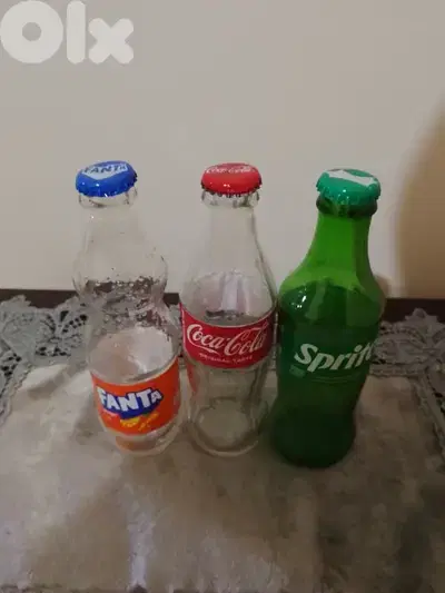 كولا قزز أنتيك للبيع مستعمل نضيف ثلاث السعر 15$