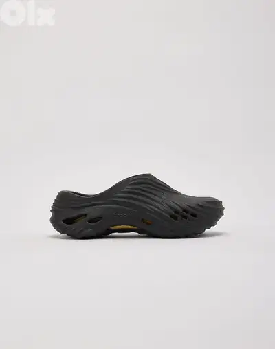 Original Crocs Echo Wave