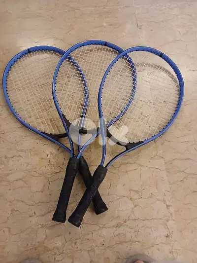 Tennis racket