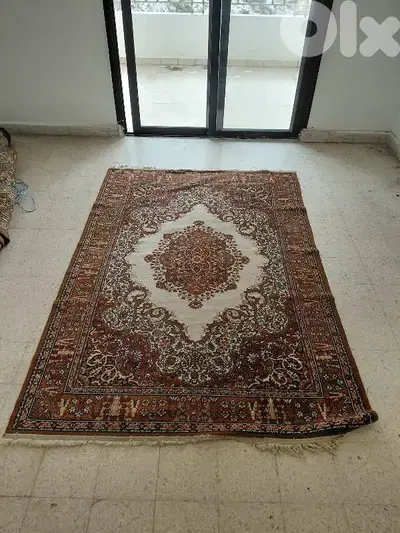 3 carpets be 150 usd