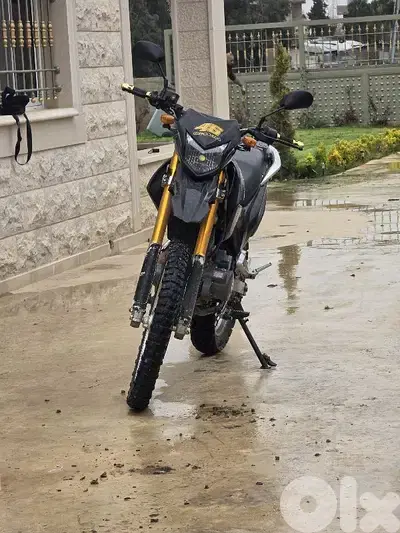 hawk 200 cc 71756336