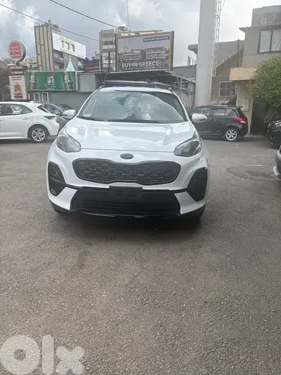 Kia Sportage 2021 black edition company source