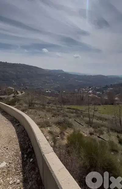Land For Sale in Kfardebian - أرض للبيع في كفردبيان