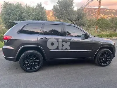 Jeep Grand Cherokee altitude 4x4 - 2018 - call us 03-266441