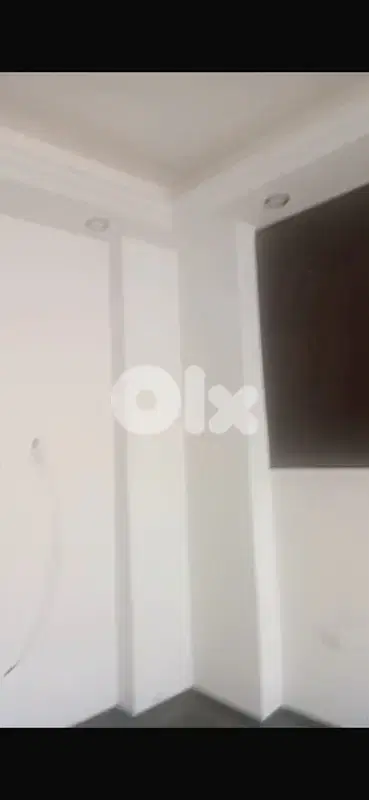 80m 3Rooms Office sale Hamra Makdessi strt Beirut