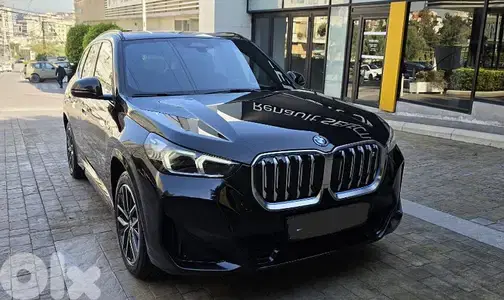 BMW iX1 2024