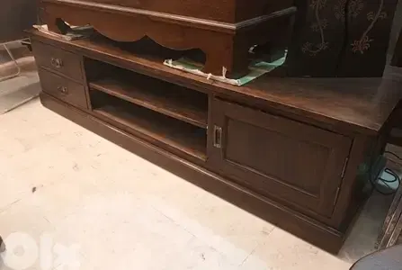 طاولة تلفزيون كبيرة خشب تيك