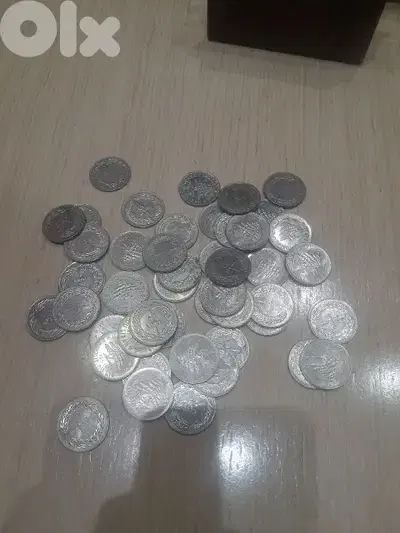 1 livre lebanese coin 1981