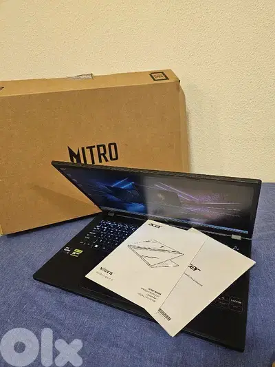 core i9-13900H with box 32-1TB rtx 4050 6GB used 2days acer nitro