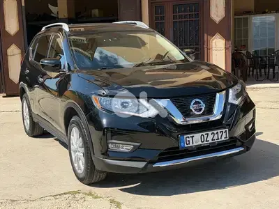 Nissan Rogue model 2019 4x4 super clean