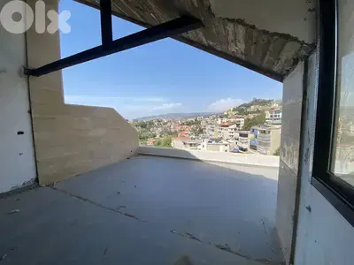 Roof Apartment For Sale In Aatchane  شقة على السطح للبيع في العاتشانة