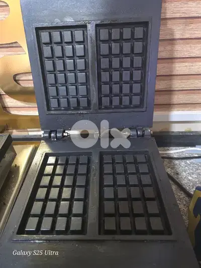 محل كافيه و كريب كامل للبيع مع طاقة شمسية