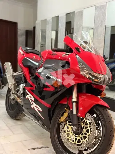 cbr fire blade 2010