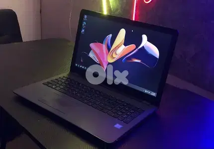 HP LAPTOP CORE I7