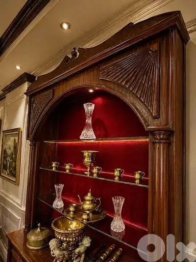 19th Century English Bookcase In Mahogany"