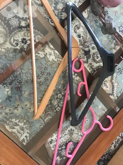 50 pcs cloths hangers mixed wooden and plastic