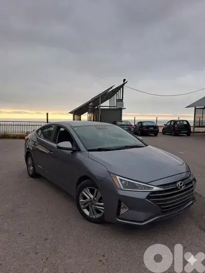 Hyundai Elantra 2019 | 76071276