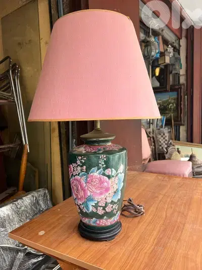 Vintage chinese chinoiserie porcelaine table lamp 150$