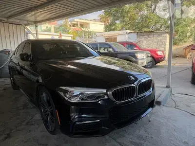 BMW 5-Series 530i 2018 M PACKAGE CLEAN CAR FAX