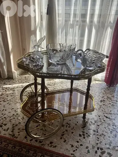 طاولة / بار