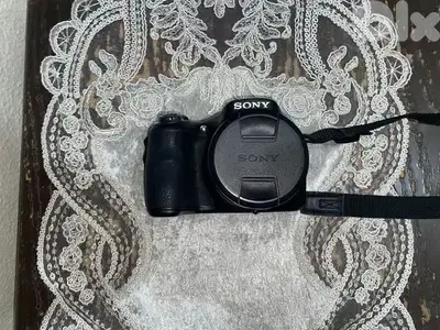 Sony CyberShot DSC H300