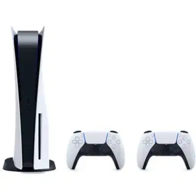 ps5 used + 2 ps5 controllers original
