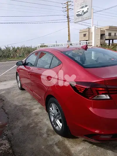 Hyundai Elantra 2020