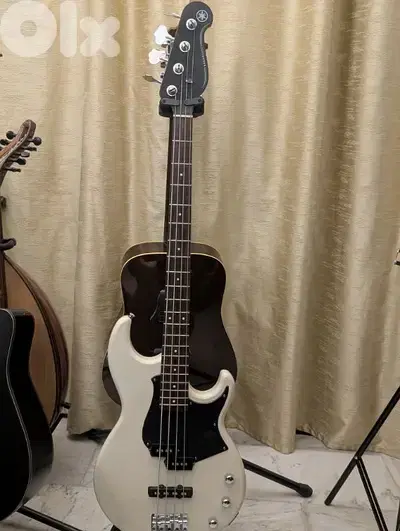 Yamaha bass