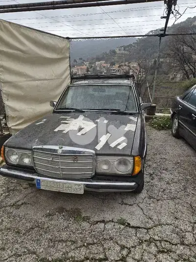 Mercedes-Benz 230 model 1981      مرسيدس ٢٣٠ موديل ١٩٨١