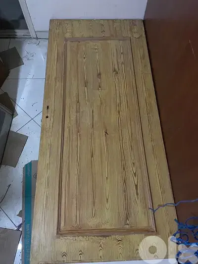 2 Wooden Doors