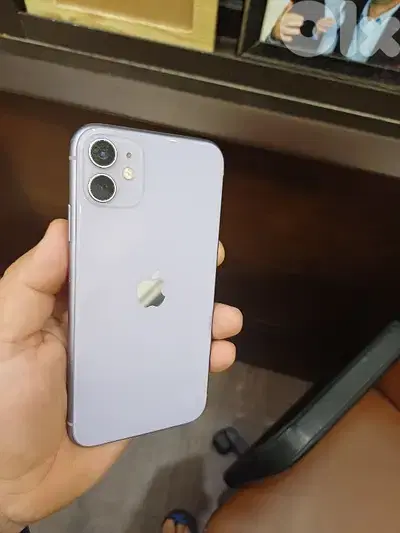 iphone 11 64 ndif sale or trade 3a sumsung