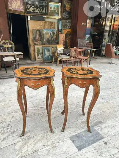 طاولة صالون عدد ٢ فرنسي رسم ماركتري بالخشب مع برونز قمة النعومة