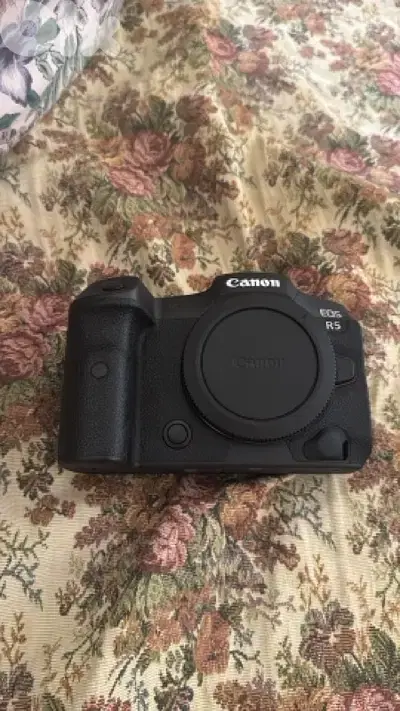 Canon R5