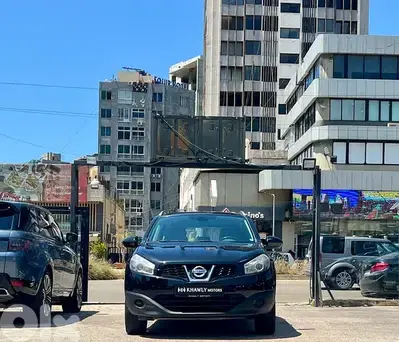 Nissan Qashqai 2011 very clean!!